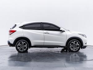 Honda HR-V 1.8 S ปี 2017 เครื่องยนต์ 1800 cc ระบบน้ำมันเบนซิน เกียร์ออร์โต้ Honda, HR-V 2017