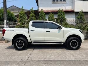 Nissan, NP 300 Navara 2016 NISSAN NAVARA CARIBRE DOUBLECAB  2.5V TOP Y2016   สีขาว เกียร์ออโต้ Mellocar