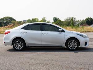 Toyota Corolla Altis 1.8 E ปี 2014 เครื่องยนต์ 1800 cc เกียร์ออร์โต้ สีเทา Toyota, Corolla Altis 2014