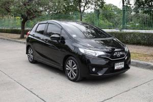 Honda JAZZ 1.5 SV 2016  เลขไมล์ : 124,885 สี : ดำ Honda, Jazz 2016