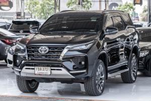 Toyota, Fortuner 2020 TOYOTA FORTUNER, 2.4 V 4WD 2020 - ฟอร์จูนเนอร์ สีดำ ปี 2020 Mellocar