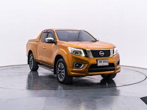 Nissan, NP 300 Navara 2018 NISSAN Navara NP 300 2.5 EL KING CAB CALIBER (SPORTECH) ปี 2018 สีส้ม Mellocar