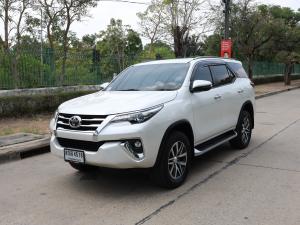 Toyota, Fortuner 2019 TOYOTA FORTUNER 2.4  เลขไมล์ : 93,014 สีขาว - ฟอร์จูนเนอร์มือสอง Mellocar