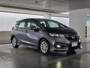 Honda Jazz 1.5 V+ ปี 2018 เกียร์ Automatic เลขไมล์ 76640km - รถมือสอง Honda, Jazz 2018