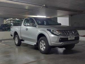 Mitsubishi Triton All New Mega Cab 2.4 Glx Plus ปี 2015   สีเงิน - รถมือสอง Mitsubishi, Triton 2015