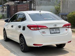 TOYOTA NEW YARIS ATIV 1.2J   Y18 สีขาว   เกียรออโต้ - รถมือสอง Toyota, Yaris Ativ 2018
