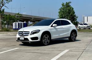 BENZ  GLA-CLASS 250 โฉม W156 ปี14-21 สีขาว เกียร์ออโต้   รถมือสอง Mercedes-Benz, GLA-Class 2017