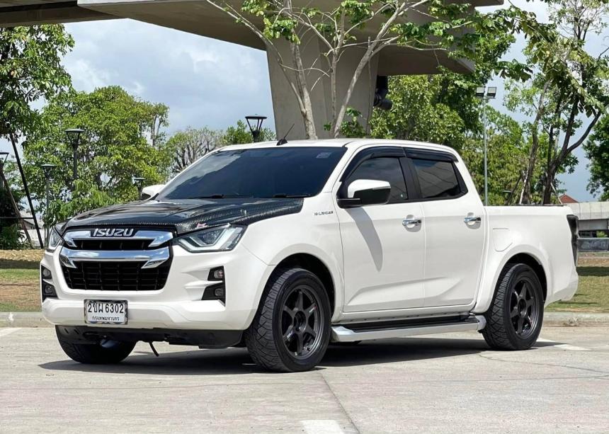 isuzu1.9มือสอง4ประตู2022