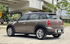 Mini, Cooper 2015 2015  MINI  COUNTRYMAN, COOPER  สีน้ำตาล  ไมล์ 123,xxx km. - รถมือสอง Mellocar