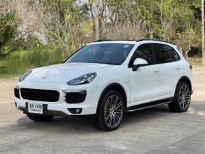 Porsche  Cayenne S E-Hybrid 2015 กบยักษ์ สีขาว เบาะแดง ออฟชั่นเยอะ Porsche, Cayenne 2015