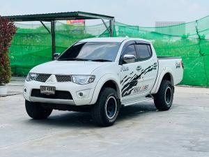 MITSUBISHI  TRITON PLUSH DOUBLECAB 2.5 ปี2012 สีขาว เกียร์ออโต้ เครื่องดีเซล Mitsubishi, Triton 2012