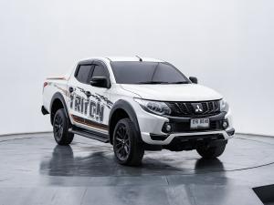 MITSUBISHI Triton 2.4  ปี 2018  ระบบน้ำมันดีเซล เกียร์ธรรมดา สีขาว Mitsubishi, Triton 2018