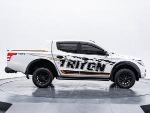 MITSUBISHI Triton 2.4  ปี 2018  ระบบน้ำมันดีเซล เกียร์ธรรมดา สีขาว Mitsubishi, Triton 2018