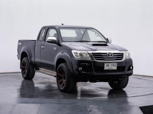 Toyota Hilux Vigo 2.5    ระบบน้ำมันดีเซล เกียร์ธรรมดา สีดำ Toyota, Hilux Vigo 2013