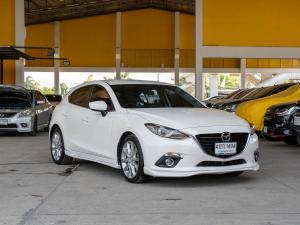 Mazda 3 2.0 S SPORTS ปี 2016  เกียร์ออร์โต้ สีขาว เลขไมล์ 163,xxx กม. Mazda, 3 2016