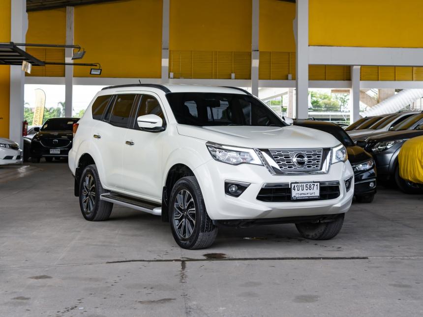 SUV