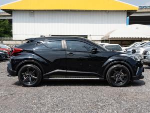 TOYOTA C-HR 1.8 ENTRY ปี 2018   เกียร์ออร์โต้ สีดำ เลขไมล์ 91,,xxx กม. Toyota, C-HR 2018