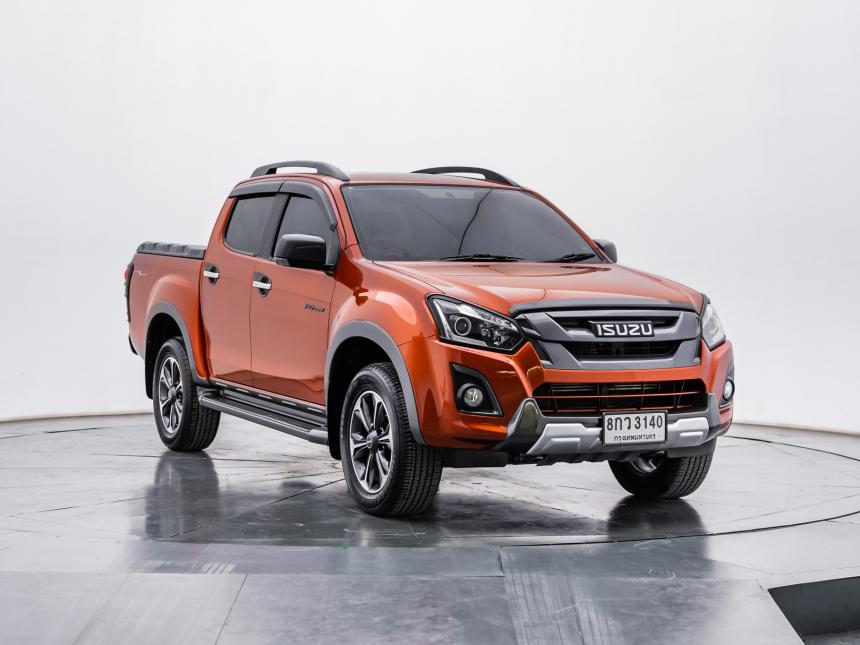 ISUZU