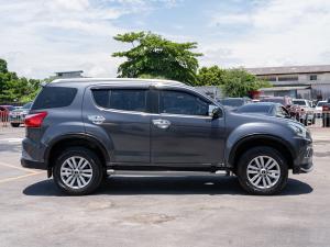 Isuzu, MU-X 2018 Isuzu MU-X 1.9 DA DVD ปี 2018  เกียร์ออร์โต้ สีเทา เลขไมล์ 47,,xxx กม. Mellocar