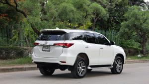 Toyota  FORTUNER เลขไมล์ : 132,206 สีขาว ราคา 989,000 บาท Toyota, Fortuner 2018