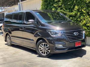 HYUNDAI H1 2.5DELUXE 2019  ไมล์ 19,600ก.ม.  สีน้ำตาลเข้ม Hyundai, H-1 2019