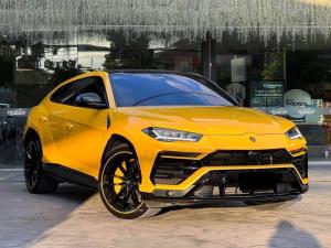 Lamborghini URUS PEARL CAPSULE ปี 2021 ไมล์ 12,xxx km ราคา 25,900,000 บาท Lamborghini, Urus 2021