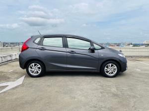 Honda Jazz 1.5 V+ ปี 2017 เกียร์ Automatic เลขไมล์ 43577km Honda, Jazz 2017