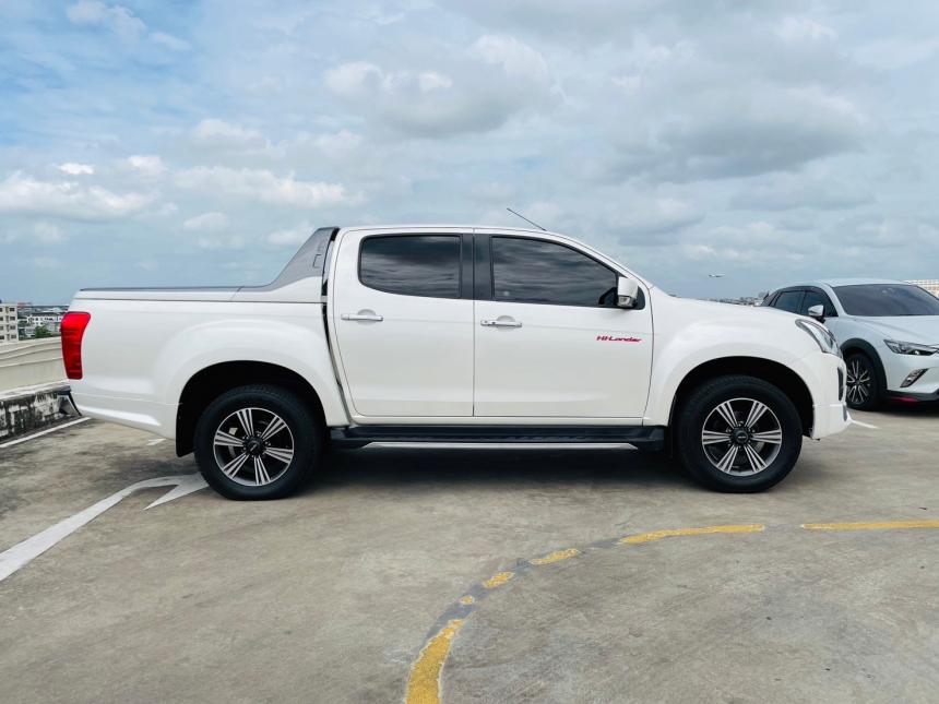 ISUZU