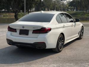 BMW 520d M Sport ปี 2021 ไมล์ 21,xxx k m  ปรับราคาเหลือ ​2650000 ฿ BMW, 5 Series 2021