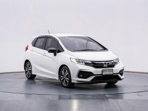 Honda, Jazz 2017 Honda Jazz  1.5 RS ปี 2017   เกียร์ออร์โต้ สีขาว เลขไมล์ 117,xxx กม. Mellocar