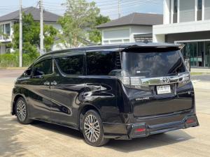 Toyota  Vellfire 2.5 ZG Edition (TOP) 2015  มาพร้อมชุดแต่งรอบคันจากโรงงา Toyota, Majesty 2015