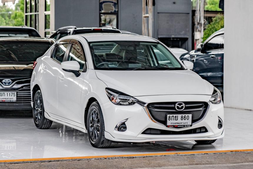 Mazda2