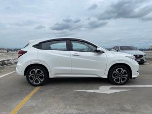 Honda HR-V 1.8 El ปี 2015 เกียร์ Automatic เลขไมล์ 185532km Honda, HR-V 2015