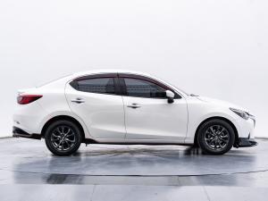 Mazda 2 1.3 HIGH CONNECT ปี 2018   เกียร์ออร์โต้ สีขาว เลขไมล์ 94,,xxx กม. Mazda, 2 2018