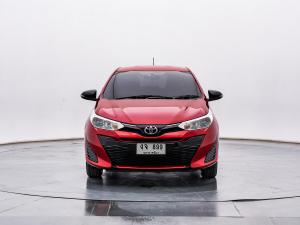 Toyota Yaris 1.2 MID ปี 2020   เกียร์ออร์โต้ สีแดง เลขไมล์ 74,,xxx กม. Toyota, Yaris 2020