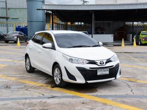 Toyota Yaris 1.2 E ปี 2018  เกียร์ออร์โต้ สีขาว เลขไมล์ 81,,xxx กม. Toyota, Yaris 2018
