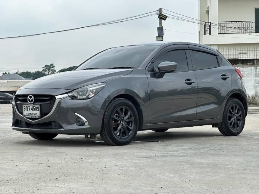 MAZDA2