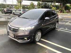 Honda  Jazz GK 1.5V+ AT ปี 2018 ไมล์ 5x,xxx โลแท้ เช็คตามระยะตลอด Honda, Jazz 2018