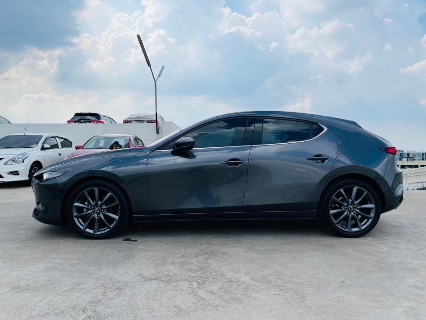 mazda3hatchbackมือสอง