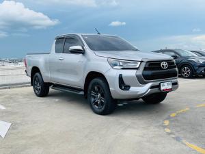 Toyota Hilux Revo Smart Cab 2.4 Mid Prerunner ปี 2020 เกียร์ Manual Toyota, Hilux Revo 2020