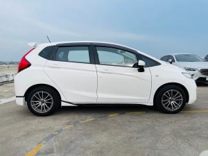 Honda, Jazz 2016 Honda Jazz 1.5 S ปี 2016 เกียร์ Automatic เลขไมล์ 143174km Mellocar