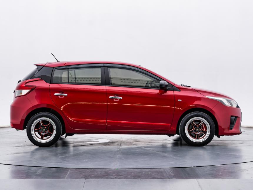 HATCHBACK