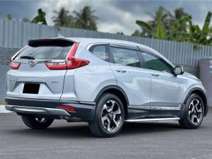 Honda CRV 2.4EL 4WD ปี 17 สีเทา  เกียรออโต้ รถบ้านสภาพป้ายแดง  เดิมทุกชิ้น Honda, CR-V 2017