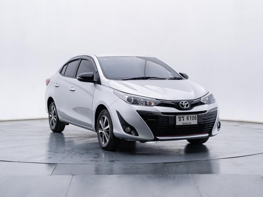 sedan