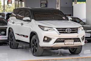 TOYOTA FORTUNER, 2.8 TRD SPORTIVO 4WD 2017 - รถเป็นรุ่นท็อป 2.8TRD 4WD Toyota, Fortuner 2017