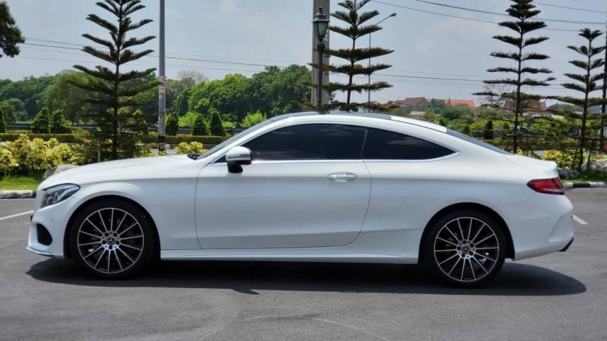 Coupe