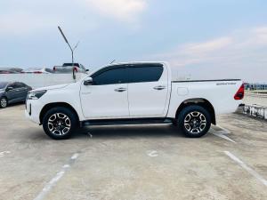 Toyota Hilux Revo Double Cab 2.4 Mid Prerunner ปี 2020 เกียร์ Manual Toyota, Hilux Revo 2020