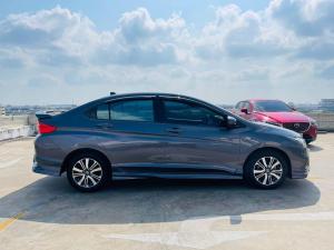 Honda City 1.5 V ปี 2018 เกียร์ Automatic เลขไมล์ 48105km Honda, City 2018