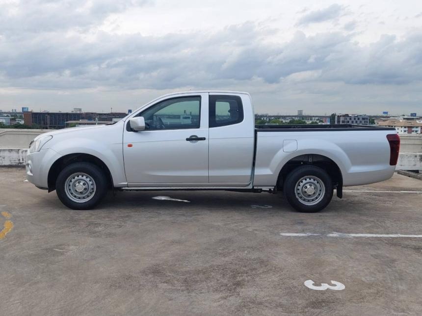ISUZU