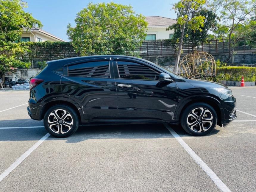 Hr-V